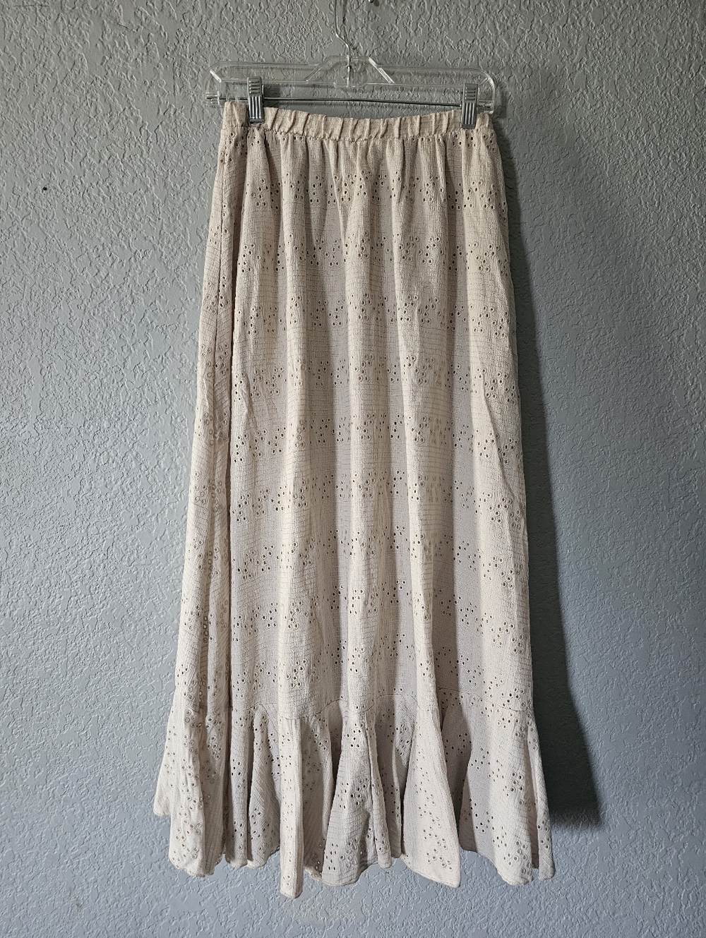 By Together Cream Eyelet High-Low Ruffle Maxi Skirt - Picture 2 of 7